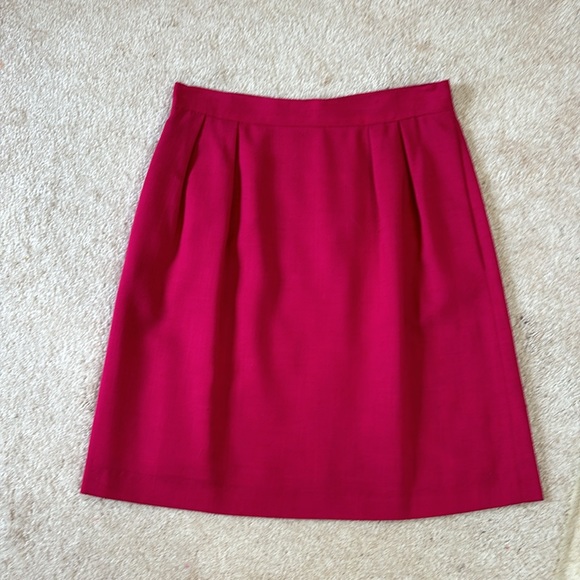 Hot Pink Skirt - Picture 1 of 2